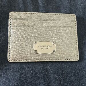NWOT Michael Kors Silver metallic leather card case /holder.